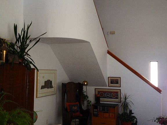 3rd image of 5219 Noreen Dr NE