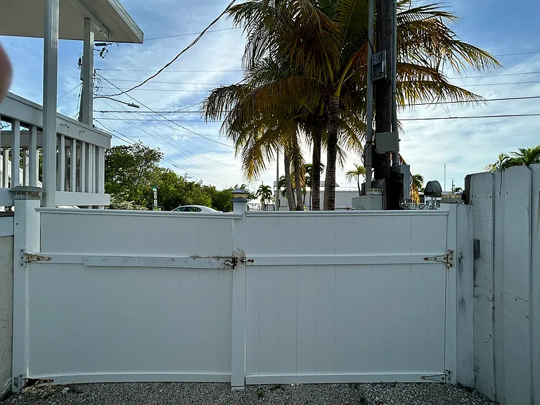 100 Sunset Ln — Photo 22