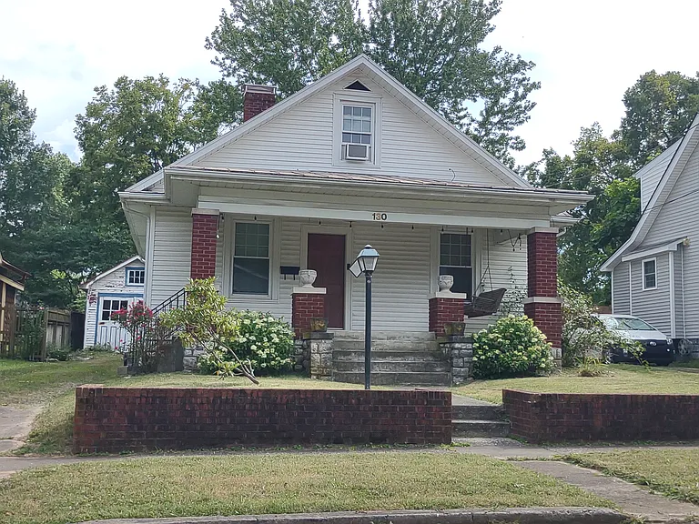 130 Penmoken Park — Photo 1