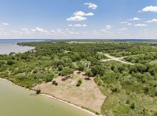 8425 Edgewater Dr, Kemp, TX 75143