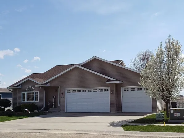 419 Pine St, Janesville, IA 50647