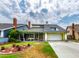 2595 E Riles Cir, Anaheim, CA 92806
