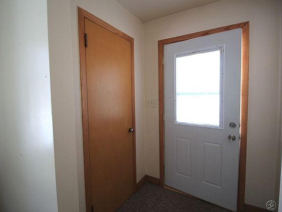 5th image of 219 N 7th Ave