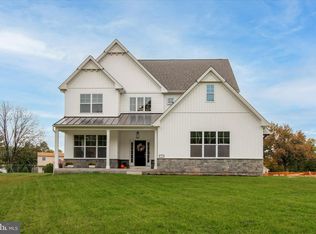 310 Brimfield Cir, Norristown, PA 19403