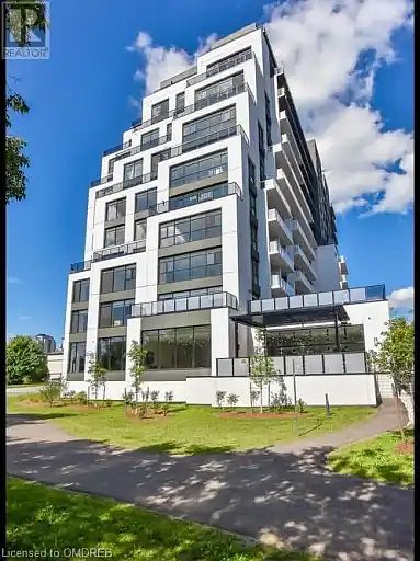 1st image of 71 Wyndham St S #902
