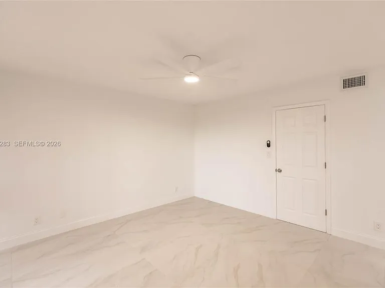 4939 N Harbor Isles Dr — Photo 7