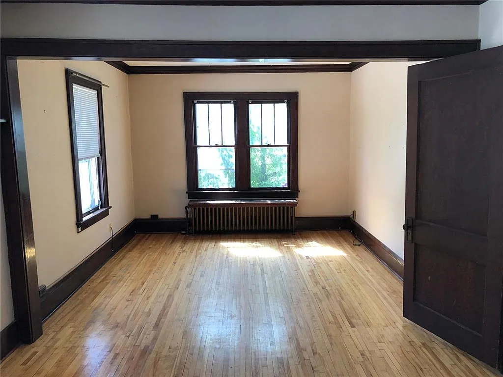3 bed, $1,800 — Photo 4