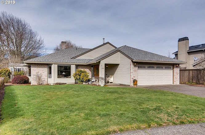 1st image of 1679 NE Greensword Dr