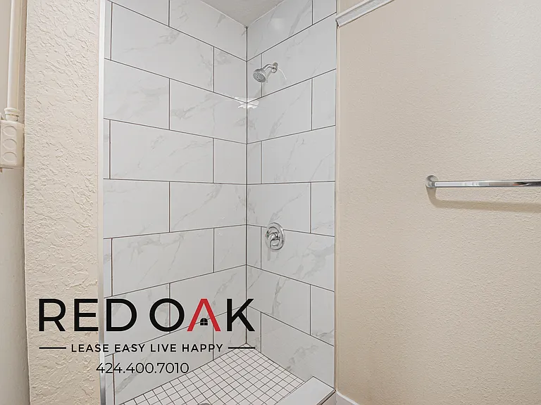 4724 3/4 S Main St #4724-3/4 — Photo 10