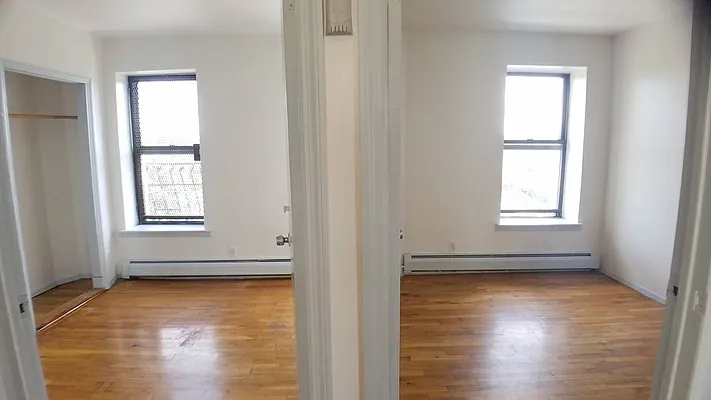 Rented by Uptown Flats LLC | media 32