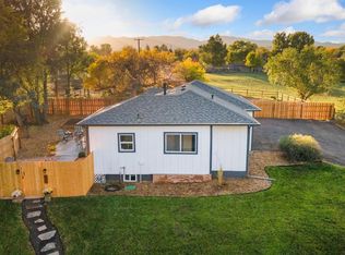 437 Clover Ln, Fort Collins, CO 80521
