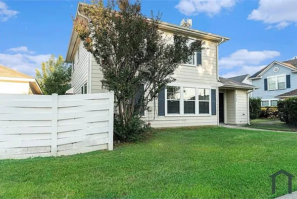 4 bed, 1509 sqft, $9,999 — Photo 2