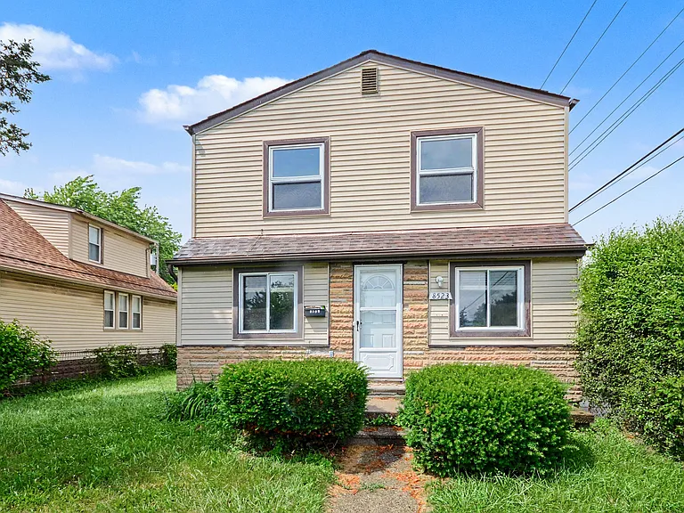 8523 Republic Ave — Photo 1