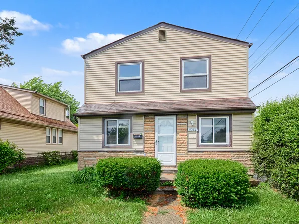 8523 Republic Ave, Warren, MI 48089