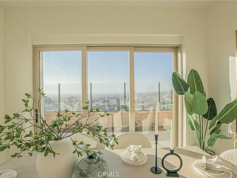 137 Oakstone — Photo 15