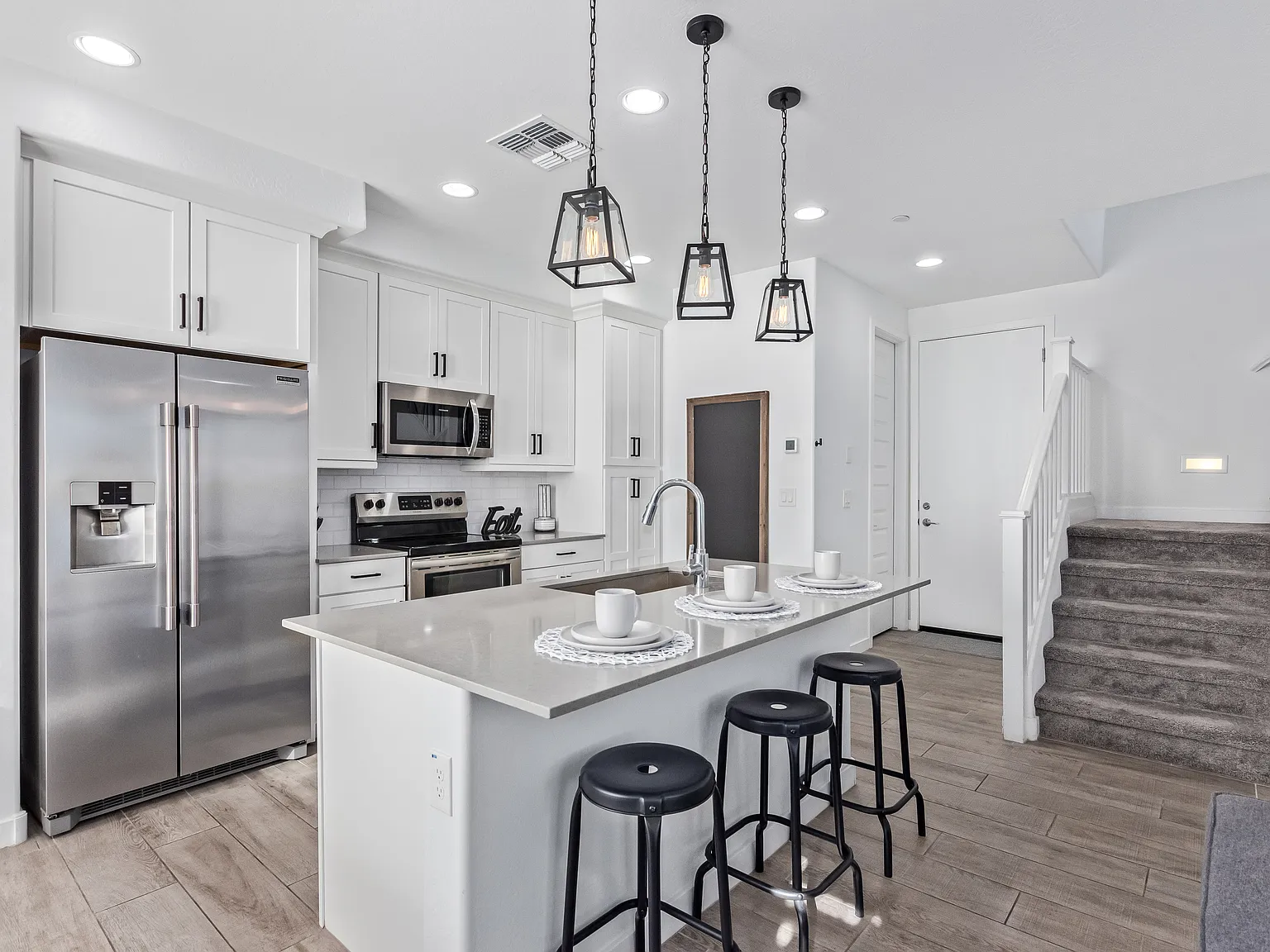 4100 S Pinelake Way — Photo 3
