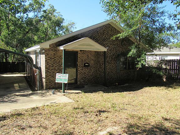 2nd image of 241 Ethel Ct