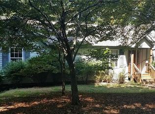 112 Red Oak Dr, Mills River, NC 28759