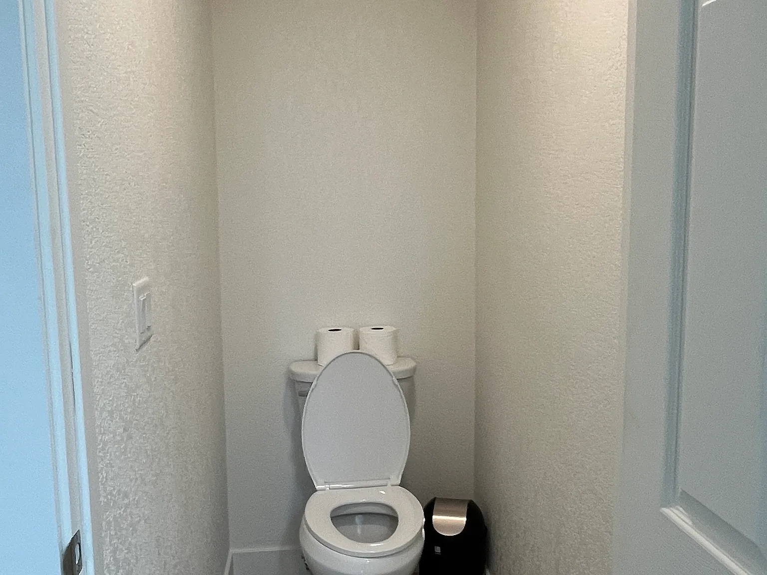 1 bed, 1884 sqft, $1,050 — Photo 2