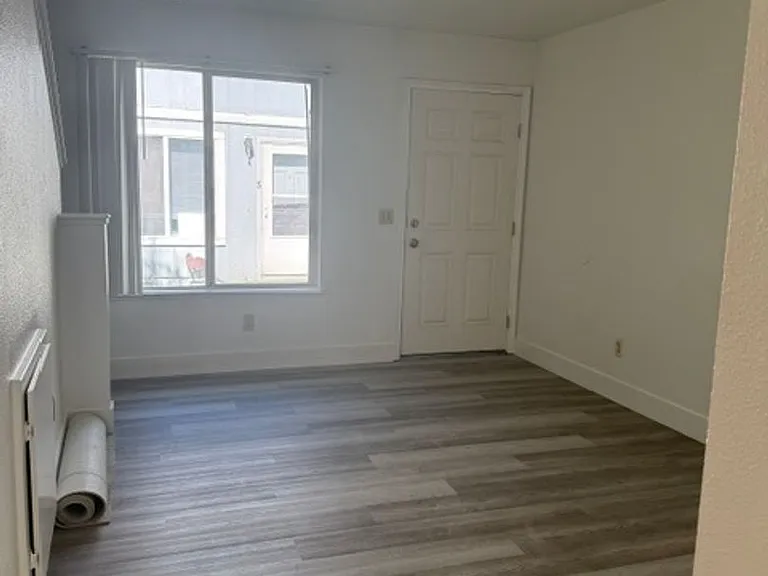 4013 Pheasant Dr — Photo 5