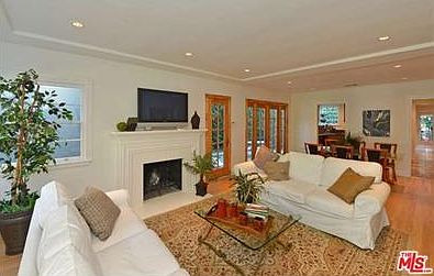 4th image of 2711 Military Ave