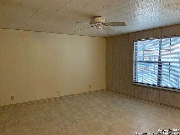 2nd image of 607 S Chupaderas St #603