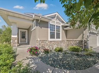 18624 48th Ave N, Plymouth, MN 55446