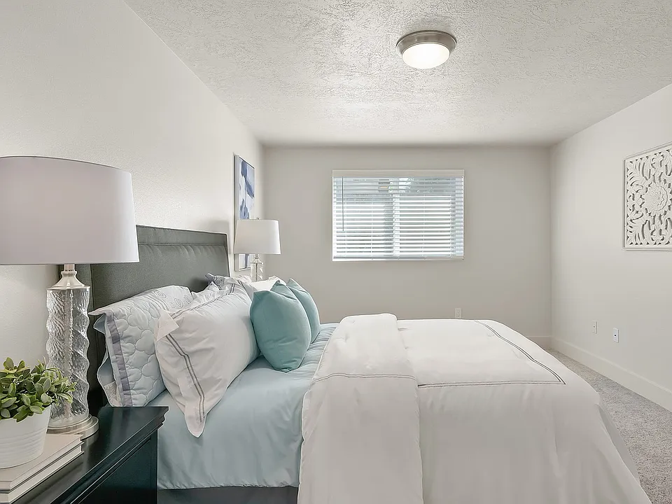 pacificcrest-stanleyphoto-0527-Unit43-05