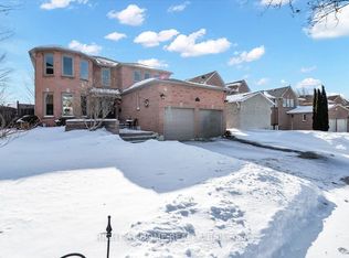 33 Willcocks Cres, Ajax, ON L1T3L9
