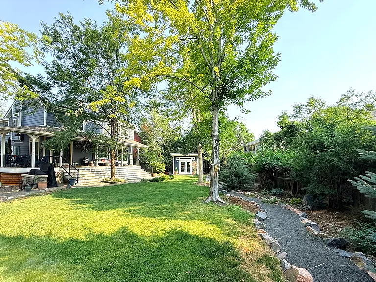 1879 Grenfell Ct — Photo 18