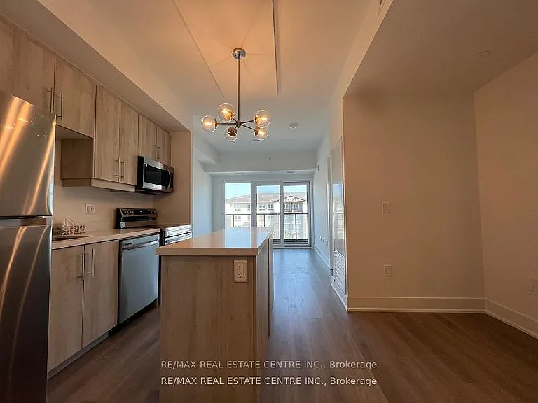 575 Conklin Rd #403 — Photo 8