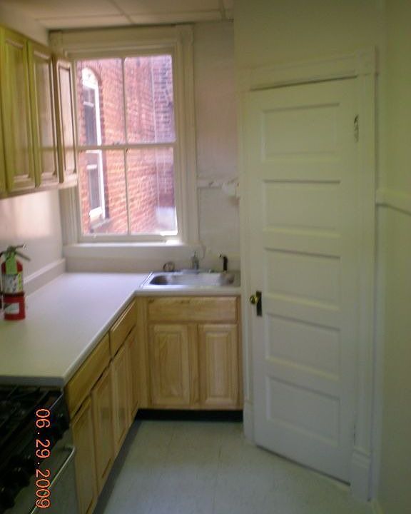 Unit #2 Kitchen & Closet