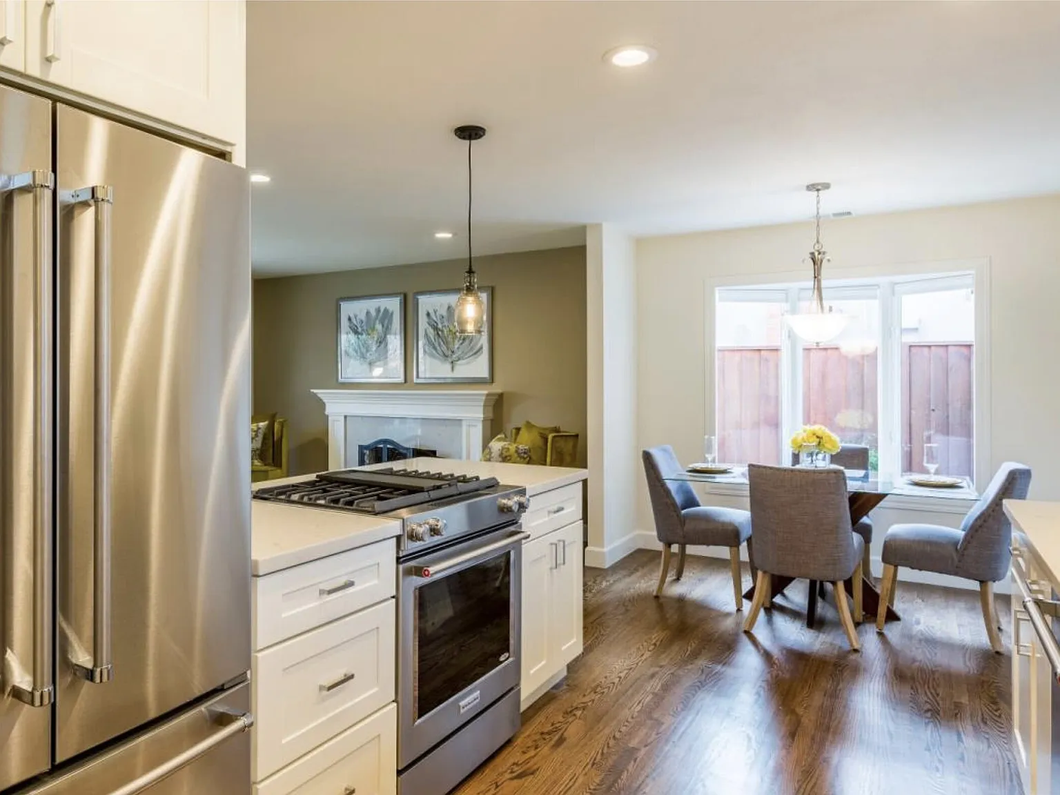 3 bed, 1190 sqft, $5,200 — Photo 4