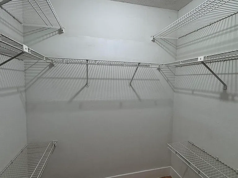 193 Lakeview Dr #205 — Photo 13