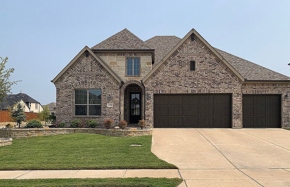 1st image of 1152 Broadmoor Way