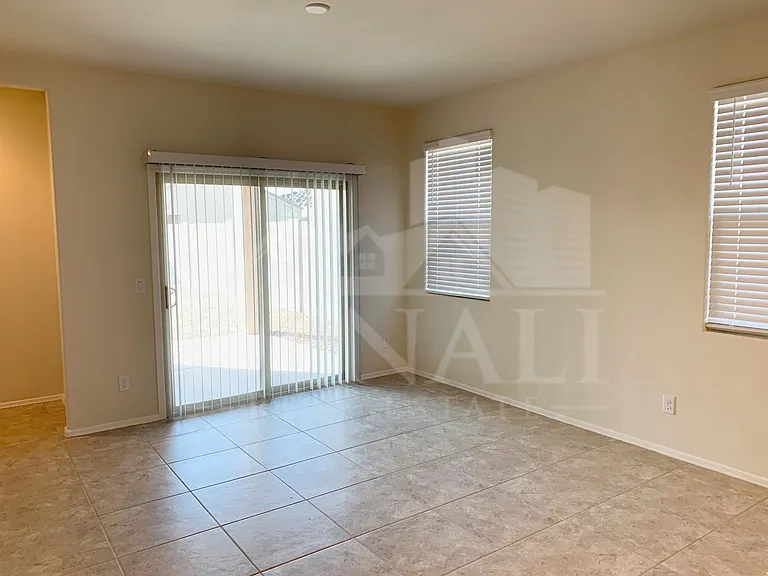 36837 W Mediterranean Way — Photo 6