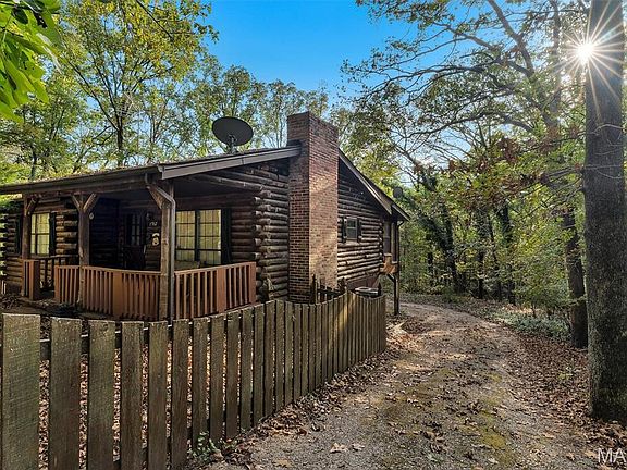4th image of 8967 Moss Hollow Rd