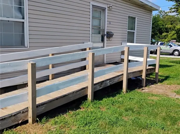 1209 Camden Ave, Parkersburg, WV 26101