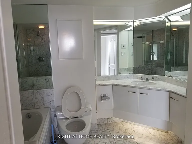 38 Elm St #3206 — Photo 13
