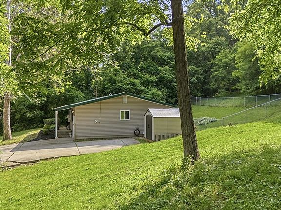 5th image of 544 Homestead Dr