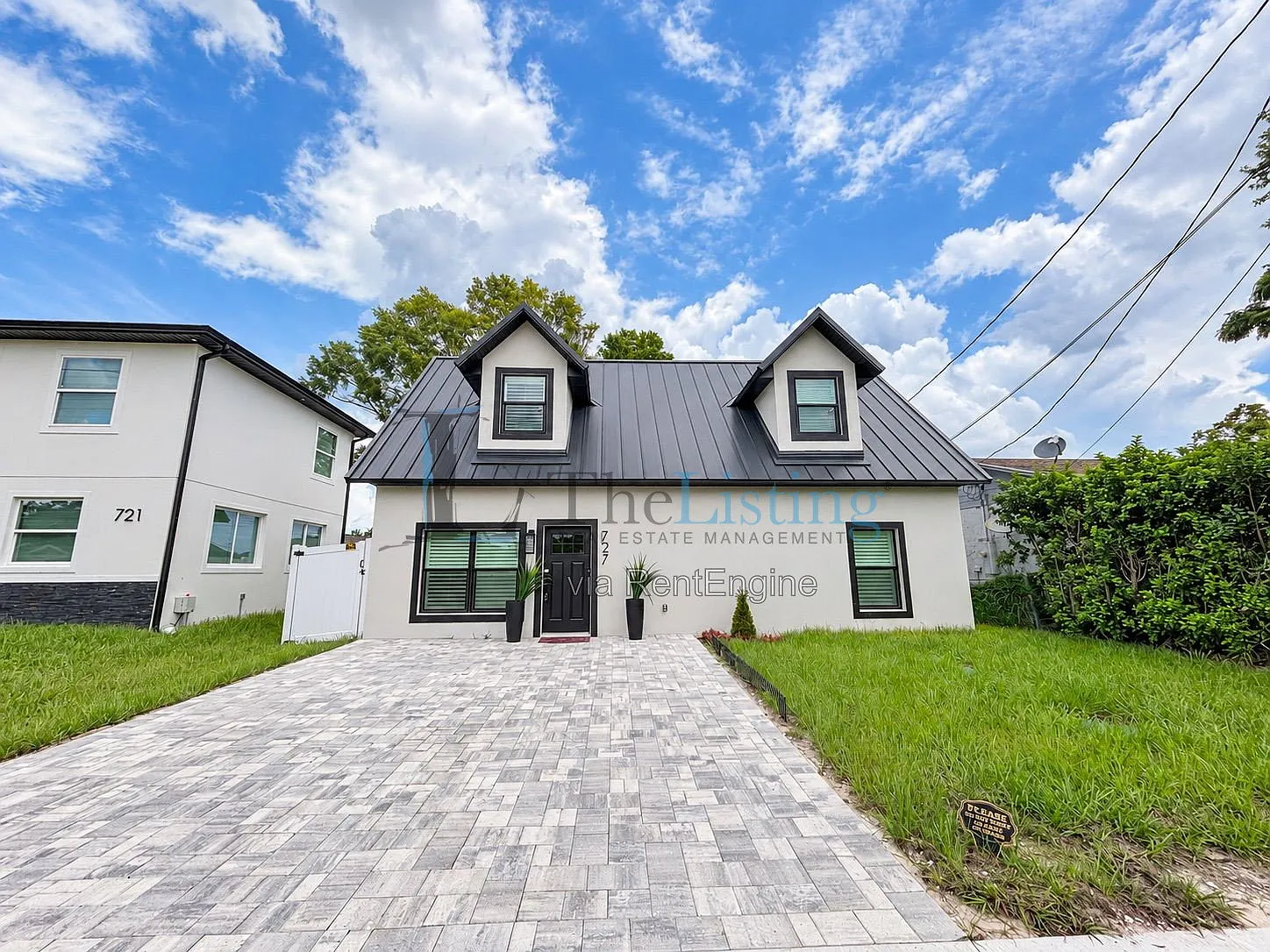 3 bed, 2.0 bath, $2,200 — Photo 1