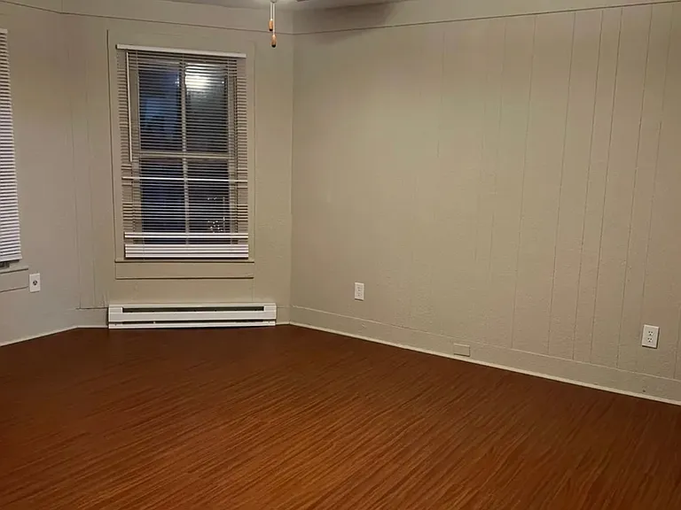 306 Locust St #A — Photo 20