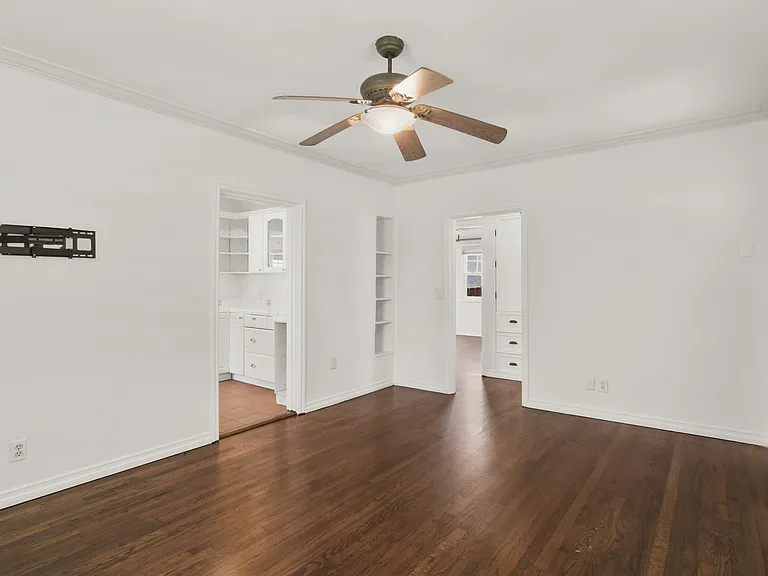 4740 W Mountain View Dr — Photo 10