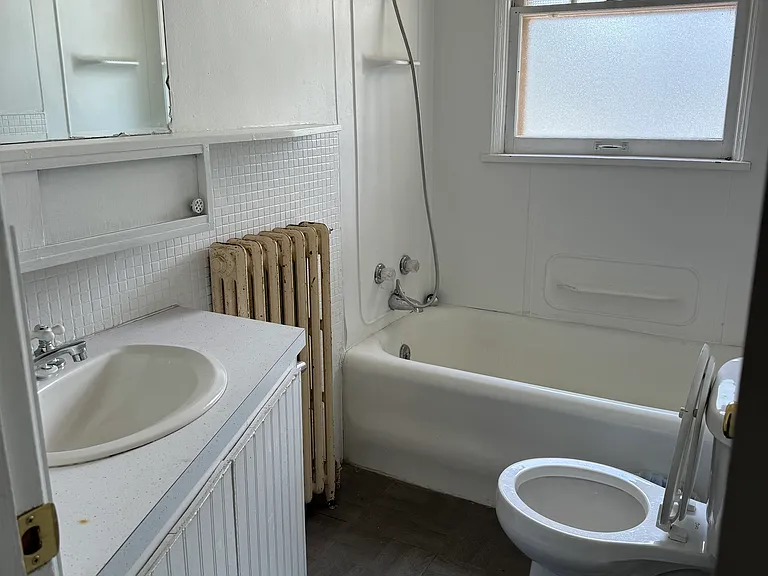 530 E Beaver Ave — Photo 5