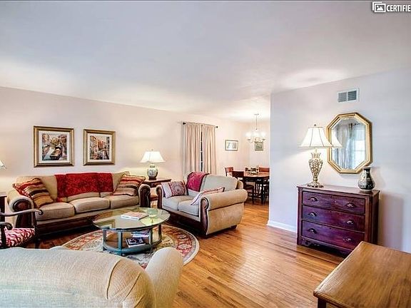 Fully Furnished Living Room