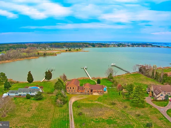 237 Shipping Creek Dr, Stevensville, MD 21666