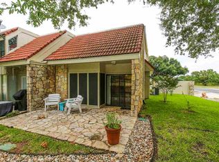 200 Free Rein UNIT 1, Horseshoe Bay, TX 78657