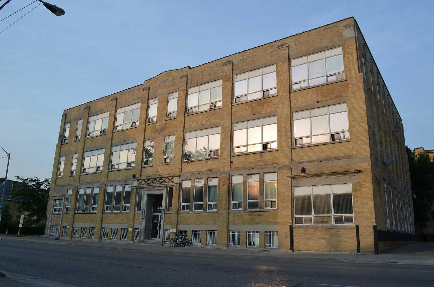 Adelaide Lofts — Photo 1