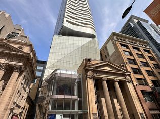197 Yonge St #2505, Toronto, ON M5B 1M4