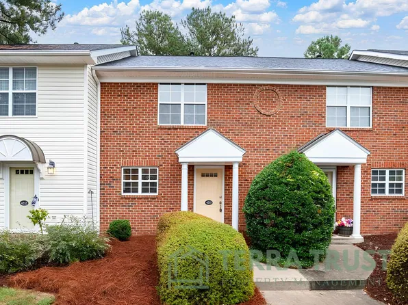 4210 Melrose Club Dr, Matthews, NC 28105